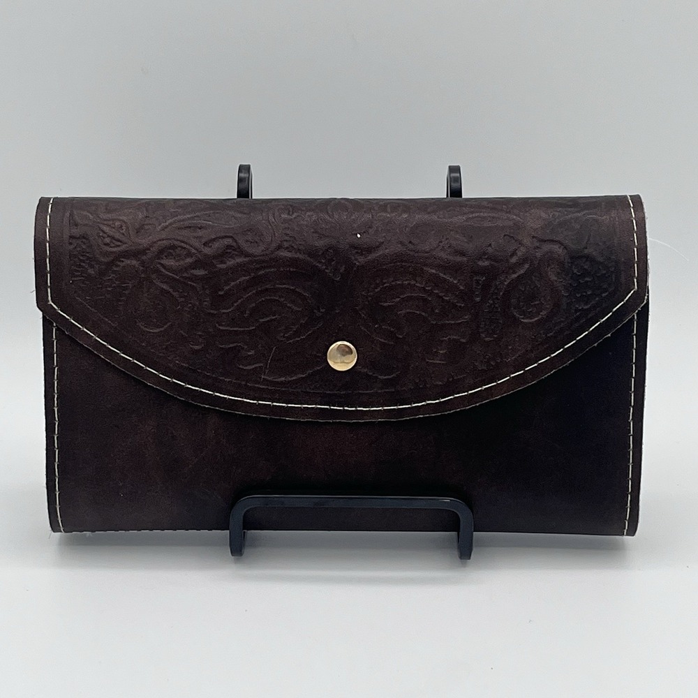 Vintage Sandalwood Cowhide Leather Wallet Clutch – Tooled Floral Design